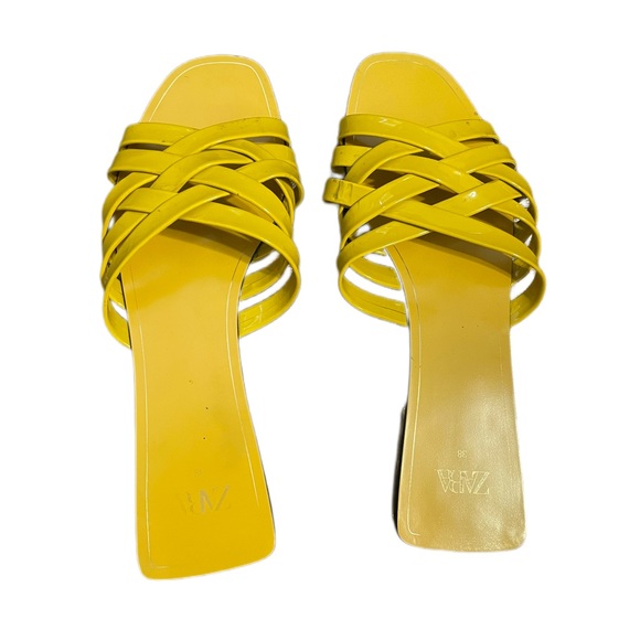 Zara Shoes - Zara Woman’s sandal Size 38